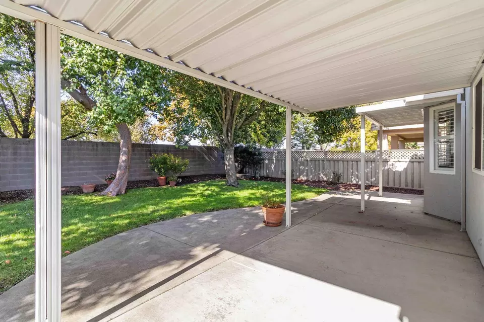 Exterior - 7389 Apple Hollow Loop, Roseville, CA 95747 photo 4 of 7