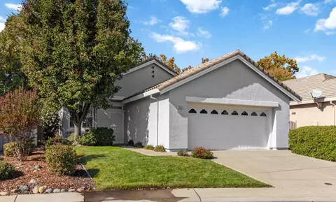 Exterior - 7389 Apple Hollow Loop, Roseville, CA 95747 photo 1 of 7