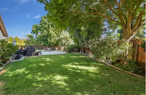 Exterior - 1841 Delia Ct, Manteca, CA 95336 photo 11 of 12