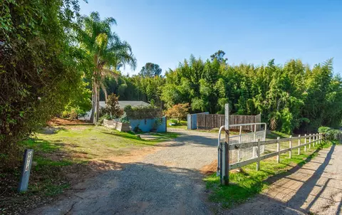 Exterior - 6814 Couey Ln, Penryn, CA 95663 photo 6 of 21
