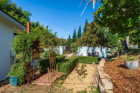 Exterior - 6814 Couey Ln, Penryn, CA 95663 photo 17 of 21