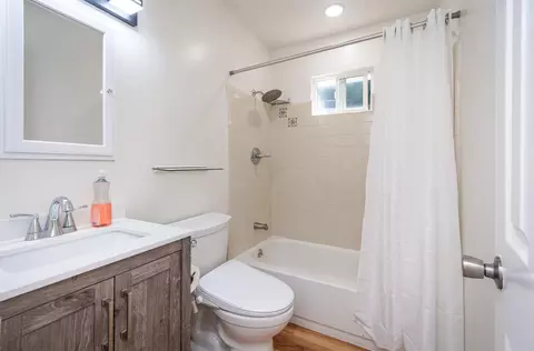 Bath - 6814 Couey Ln, Penryn, CA 95663 photo 3 of 3