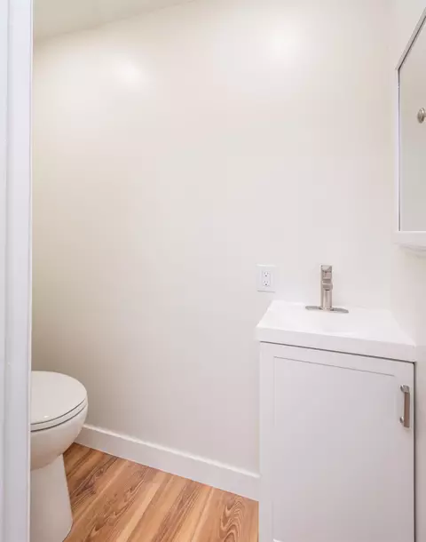 Bath - 6814 Couey Ln, Penryn, CA 95663 photo 1 of 3
