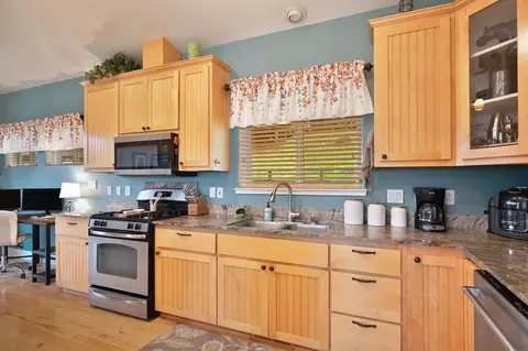 Kitchen - 1985 Indian Trl, Cool, CA 95614 photo 7 of 7