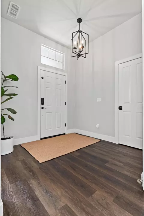 Entry Way - 3541 Greens, Plumas Lake, CA 95961 photo 3 of 7