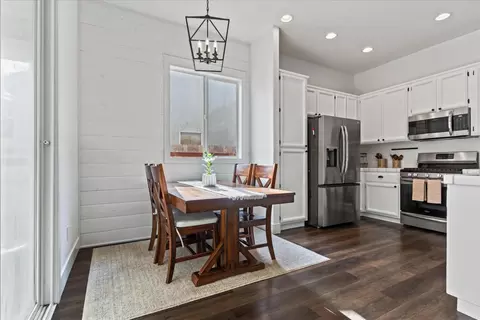 Dining - 3541 Greens, Plumas Lake, CA 95961 photo 1 of 1