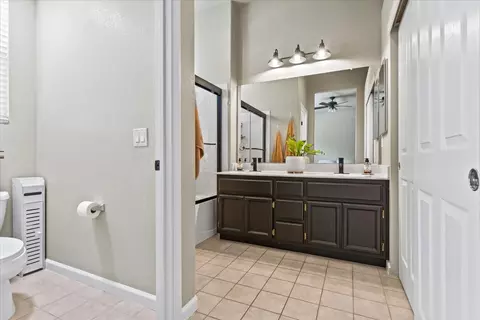 Bath - 3541 Greens, Plumas Lake, CA 95961 photo 2 of 4
