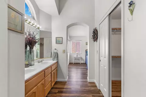 Entry Way - 3513 Dothan Dr, Modesto, CA 95357 photo 5 of 6