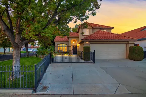 Exterior - 3513 Dothan Dr, Modesto, CA 95357 photo 2 of 14