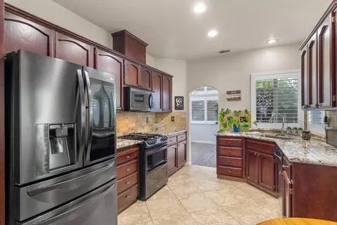 Kitchen - 3513 Dothan Dr, Modesto, CA 95357 photo 1 of 3