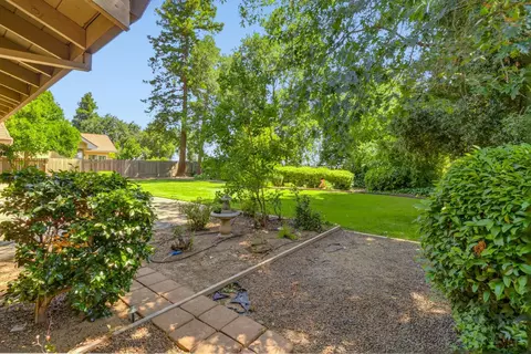 Exterior - 27243 El Macero Dr, El Macero, CA 95618 photo 8 of 11
