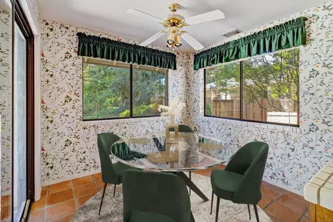 Dining - 27243 El Macero Dr, El Macero, CA 95618 photo 2 of 2