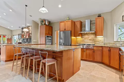 Kitchen - 2451 Kingsgate Rd, Placerville, CA 95667 photo 4 of 6
