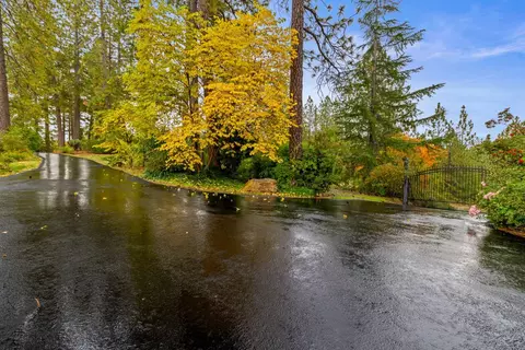 Exterior - 2451 Kingsgate Rd, Placerville, CA 95667 photo 17 of 27