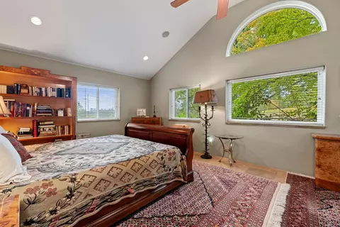 Bedroom - 2451 Kingsgate Rd, Placerville, CA 95667 photo 3 of 9