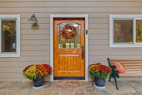 Entry Way - 2451 Kingsgate Rd, Placerville, CA 95667 photo 3 of 3