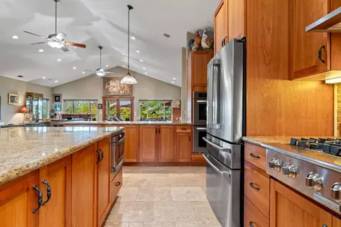 Kitchen - 2451 Kingsgate Rd, Placerville, CA 95667 photo 2 of 6