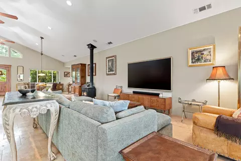 Living - 2451 Kingsgate Rd, Placerville, CA 95667 photo 7 of 10