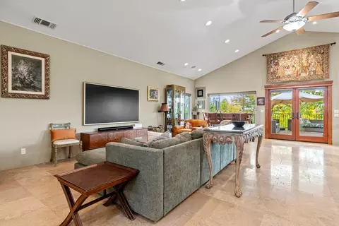 Living - 2451 Kingsgate Rd, Placerville, CA 95667 photo 4 of 10