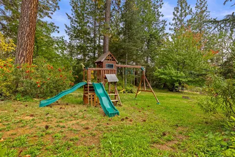 Exterior - 2451 Kingsgate Rd, Placerville, CA 95667 photo 12 of 27