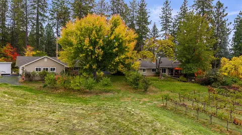 Exterior - 2451 Kingsgate Rd, Placerville, CA 95667 photo 22 of 27