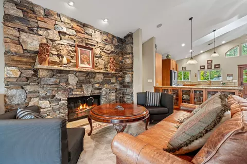 Living - 2451 Kingsgate Rd, Placerville, CA 95667 photo 5 of 10