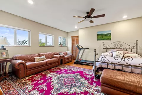 Bedroom - 2451 Kingsgate Rd, Placerville, CA 95667 photo 8 of 9