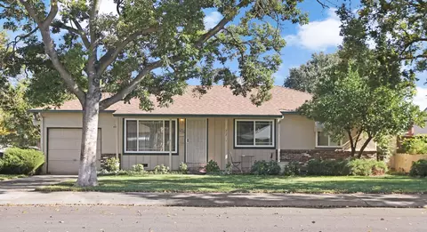 202 W Essex St, Stockton, CA 95204
