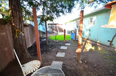 Exterior - 232 Oak Ave, Galt, CA 95632 photo 9 of 9