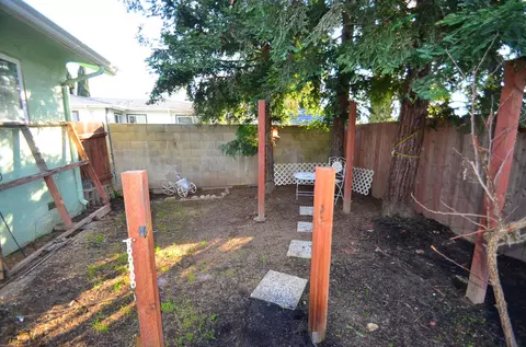 Exterior - 232 Oak Ave, Galt, CA 95632 photo 8 of 9