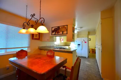 Dining - 232 Oak Ave, Galt, CA 95632 photo 1 of 2