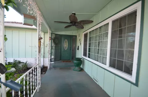 Exterior - 232 Oak Ave, Galt, CA 95632 photo 2 of 9