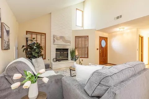 3913 Cougar Pl, Modesto, CA 95356 photo 9