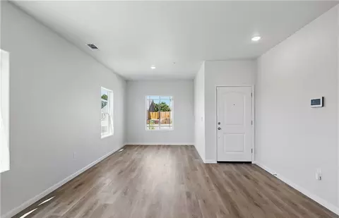 Living - 695 Valencia Ct, Merced, CA 95341 photo 1 of 4