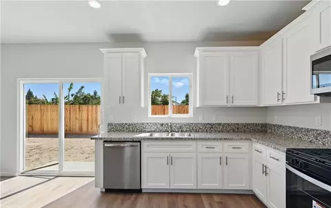 Kitchen - 695 Valencia Ct, Merced, CA 95341 photo 1 of 1