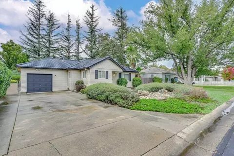 9550 Colton Ave, Elk Grove, CA 95624