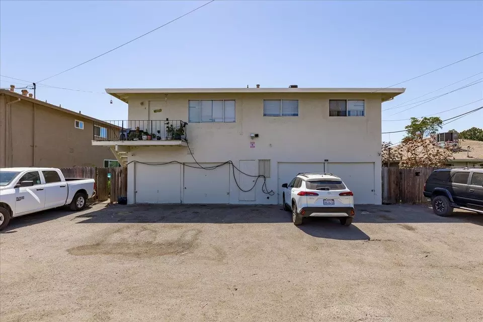 Exterior - 4165 Cuny Ave, Sacramento, CA 95823 photo 8 of 8