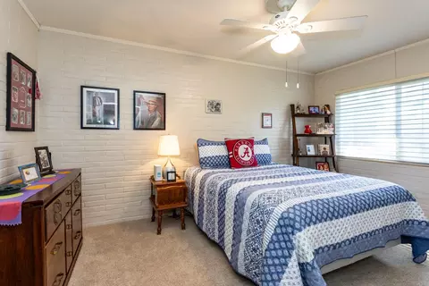 1045 Princeton Ave, Modesto, CA 95350 photo 12