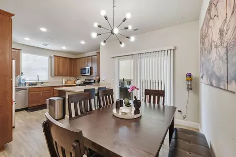 Dining - 968 Posey St, Galt, CA 95632 photo 2 of 3