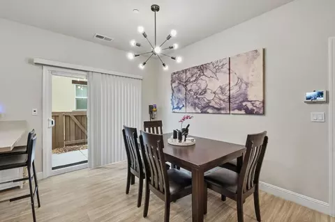 Dining - 968 Posey St, Galt, CA 95632 photo 1 of 3