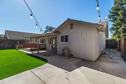 Exterior - 1340 Sonoma, Modesto, CA 95355 photo 6 of 9