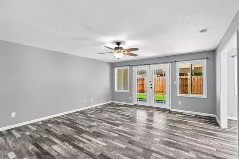Living - 1340 Sonoma, Modesto, CA 95355 photo 6 of 11