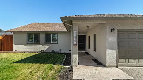 Exterior - 1340 Sonoma, Modesto, CA 95355 photo 2 of 9