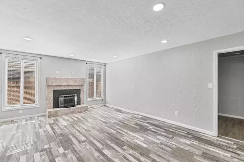Living - 1340 Sonoma, Modesto, CA 95355 photo 11 of 11