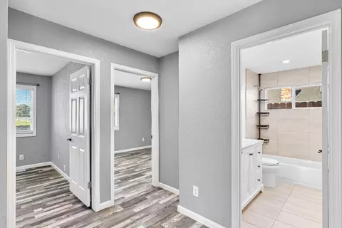 Entry Way - 1340 Sonoma, Modesto, CA 95355 photo 6 of 9