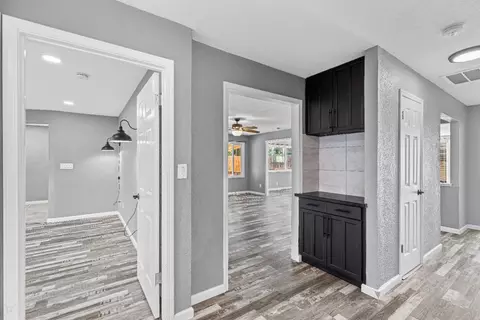 Entry Way - 1340 Sonoma, Modesto, CA 95355 photo 7 of 9
