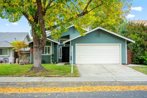 Exterior - 1709 Nighthawk Way, Modesto, CA 95358 photo 4 of 9