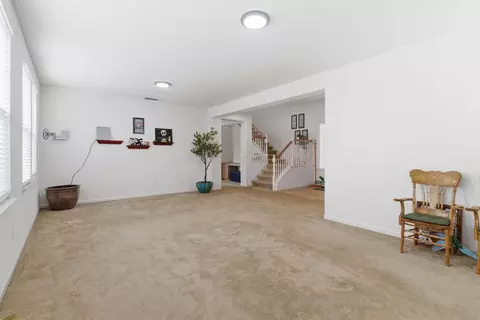 Living - 1806 W Ripon Rd, Ripon, CA 95366 photo 3 of 4