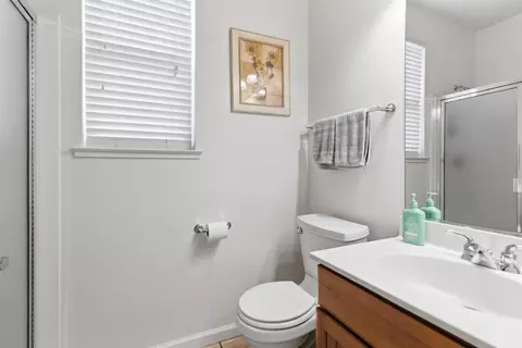 Bath - 1806 W Ripon Rd, Ripon, CA 95366 photo 1 of 5