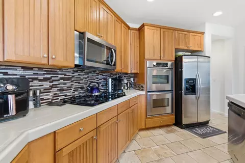 Kitchen - 1806 W Ripon Rd, Ripon, CA 95366 photo 4 of 8